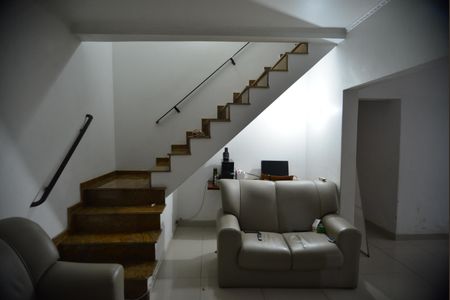 Casa à venda com 323m², 3 quartos e 4 vagasSala