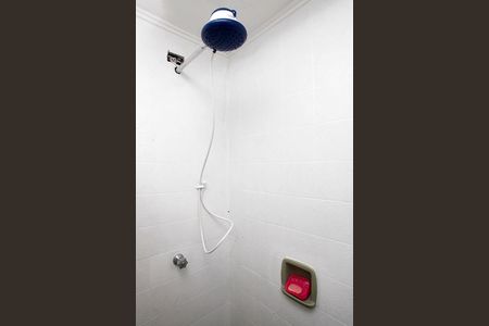 Banheiro de apartamento para alugar com 1 quarto, 44m² em Jardim Botânico, Porto Alegre