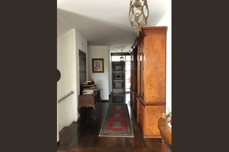 Apartamento para alugar com 5 quartos, 489m² em Jardim Everest, São Paulo