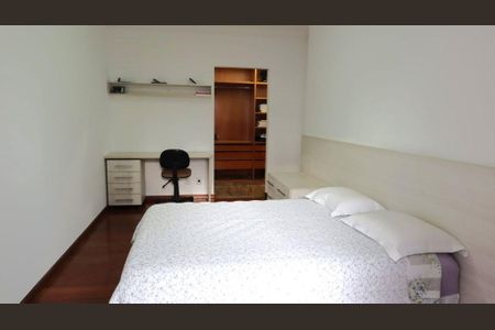 Casa à venda com 4 quartos, 613m² em Vila América, Santo André