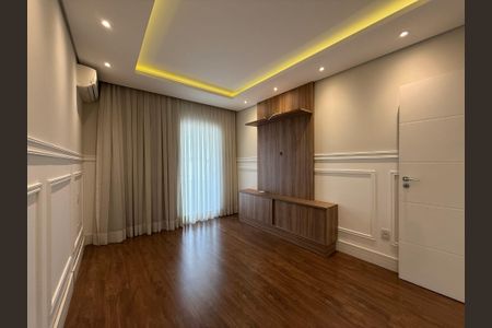 Casa à venda com 273m², 4 quartos e 4 vagas