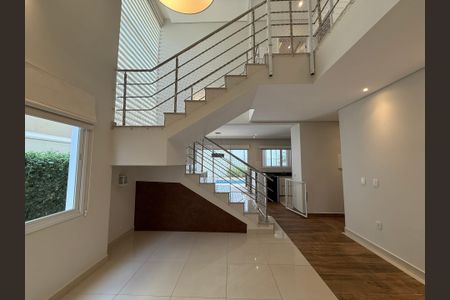 Casa à venda com 273m², 4 quartos e 4 vagas