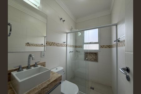 Casa à venda com 273m², 4 quartos e 4 vagas