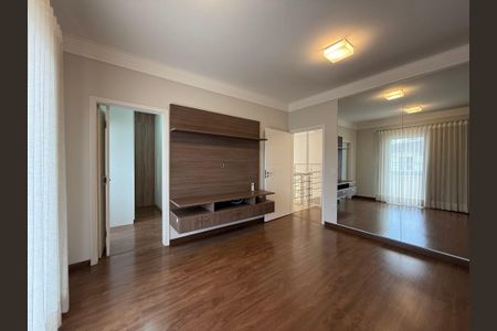 Casa à venda com 273m², 4 quartos e 4 vagas