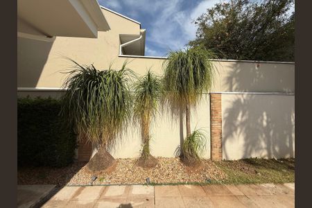 Casa à venda com 273m², 4 quartos e 4 vagas