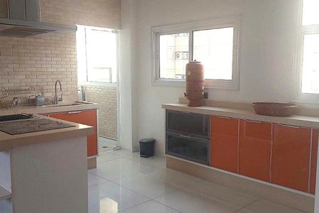 Apartamento à venda com 118m², 2 quartos e sem vaga