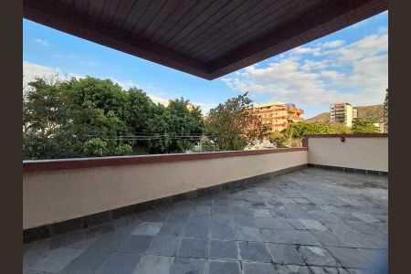 Apartamento à venda com 112m², 3 quartos e 2 vagas