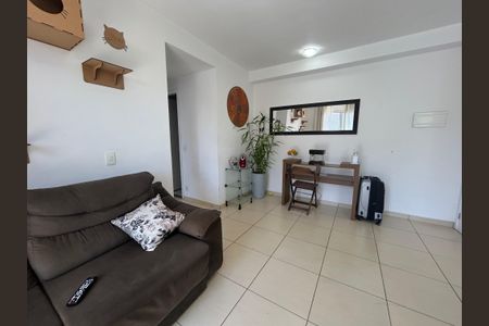 Sala de apartamento para alugar com 2 quartos, 55m² em Vila Augusta, Guarulhos