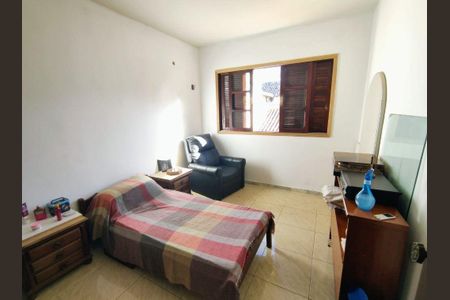 Casa à venda com 4 quartos, 263m² em Itaipu, Niterói