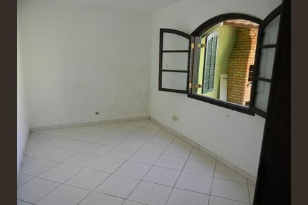 Casa à venda com 3 quartos, 125m² em Jardim Aeroporto, São Paulo
