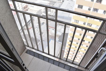 Varanda de kitnet/studio para alugar com 1 quarto, 27m² em Centro, Curitiba