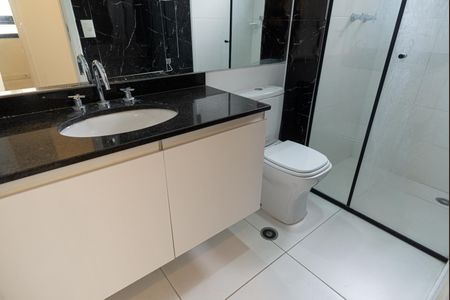 Apartamento à venda com 45m², 2 quartos e 1 vaga Apartamento à venda com 45m², 2 quartos e 1 vagaBanheiro Social