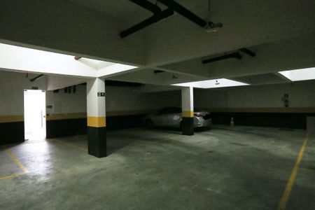 Apartamento à venda com 96m², 3 quartos e 2 vagas Apartamento à venda com 96m², 3 quartos e 2 vagasGaragem