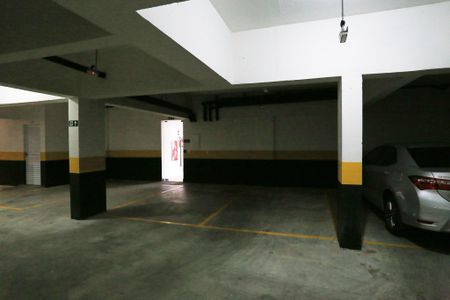 Apartamento à venda com 96m², 3 quartos e 2 vagas Apartamento à venda com 96m², 3 quartos e 2 vagasGaragem