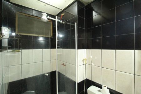 Apartamento à venda com 50m², 2 quartos e 1 vaga Apartamento à venda com 50m², 2 quartos e 1 vagaBanheiro