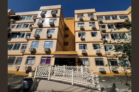 Apartamento à venda com 50m², 2 quartos e 1 vaga Apartamento à venda com 50m², 2 quartos e 1 vagaFachada do bloco