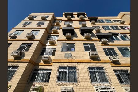 Apartamento à venda com 50m², 2 quartos e 1 vaga Apartamento à venda com 50m², 2 quartos e 1 vagaPlaca