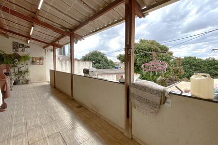 Casa à venda com 420m², 4 quartos e 6 vagasÁrea de Serviço