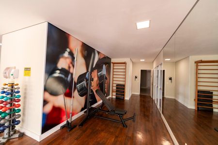 Apartamento para alugar com 62m², 2 quartos e 1 vaga Apartamento para alugar com 62m², 2 quartos e 1 vagaÁrea comum - Academia
