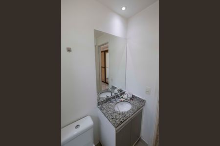 Apartamento para alugar com 62m², 2 quartos e 1 vaga Apartamento para alugar com 62m², 2 quartos e 1 vagaBanheiro da Suíte