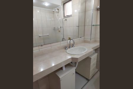 Banheiro de apartamento à venda com 2 quartos, 67m² em Casa Verde, São Paulo