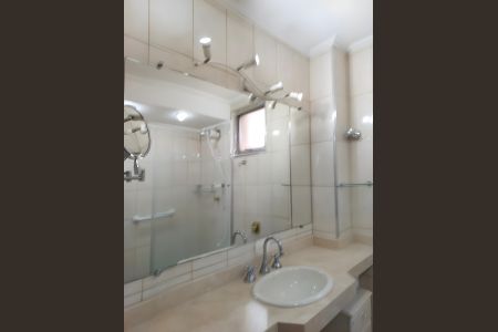 Banheiro de apartamento à venda com 2 quartos, 67m² em Casa Verde, São Paulo
