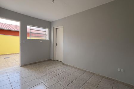 Sala de casa para alugar com 1 quarto, 70m² em Jardim Flor da Montanha, Guarulhos