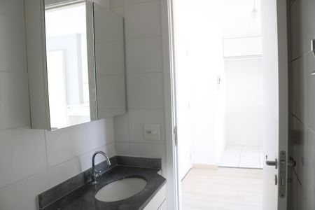 Banheiro de apartamento à venda com 1 quarto, 52m² em Água Branca, São Paulo