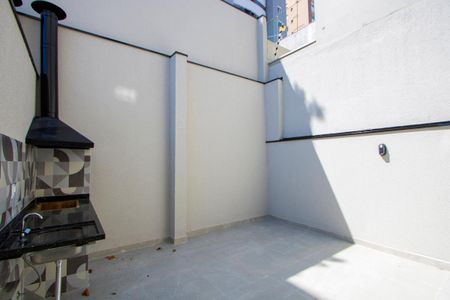 Apartamento à venda com 45m², 2 quartos e 2 vagas Apartamento à venda com 45m², 2 quartos e 2 vagasChurrasqueira