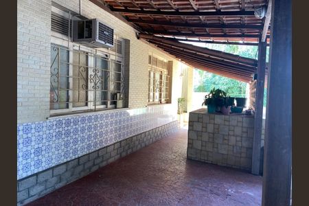 Casa de condomínio para alugar com 284m², 4 quartos e 1 vaga Casa de condomínio para alugar com 284m², 4 quartos e 1 vagaCorredor