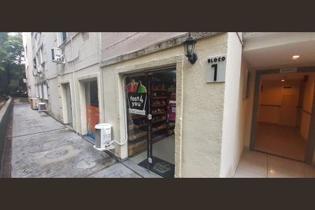 Apartamento à venda com 50m², 2 quartos e 1 vagaMini Mercado