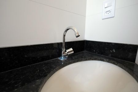 Apartamento à venda com 94m², 2 quartos e 1 vaga Apartamento à venda com 94m², 2 quartos e 1 vagaBanheiro Quarto Suíte