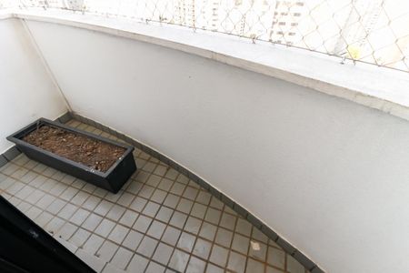 Apartamento para alugar com 55m², 2 quartos e 1 vaga Apartamento para alugar com 55m², 2 quartos e 1 vagaVaranda - Suíte