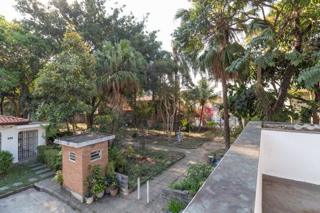 Casa à venda com 208m², 2 quartos e 2 vagas Casa à venda com 208m², 2 quartos e 2 vagasVista da Varanda