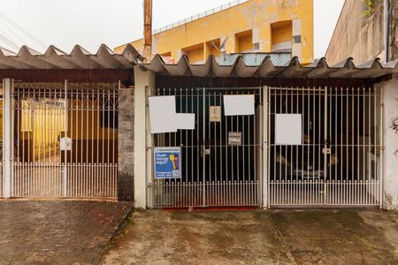 Casa à venda com 72m², 1 quarto e 1 vaga Casa à venda com 72m², 1 quarto e 1 vagaFachada