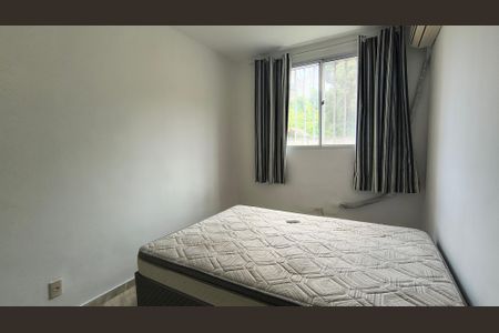 Quarto 1 de apartamento para alugar com 2 quartos, 45m² em Vargem Pequena, Rio de Janeiro