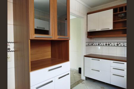 Casa à venda com 100m², 2 quartos e 3 vagas Casa à venda com 100m², 2 quartos e 3 vagasCozinha
