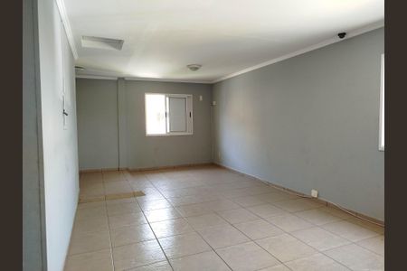 Casa à venda com 100m², 2 quartos e 3 vagas Casa à venda com 100m², 2 quartos e 3 vagasÁrea comum