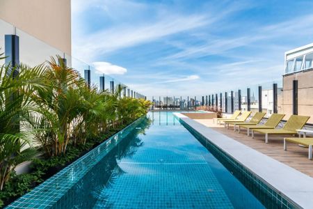 Apartamento à venda com 31m², 1 quarto e sem vaga Apartamento à venda com 31m², 1 quarto e sem vagaÁrea comum - Piscina