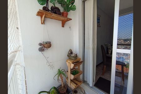 Apartamento à venda com 63m², 2 quartos e 1 vaga Apartamento à venda com 63m², 2 quartos e 1 vagaSacada