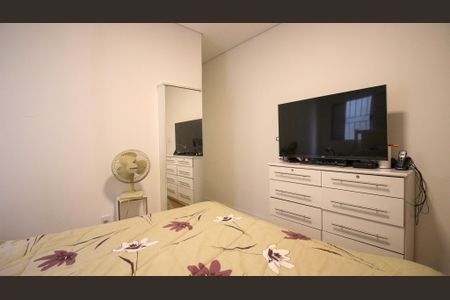 Casa à venda com 250m², 3 quartos e 2 vagas Casa à venda com 250m², 3 quartos e 2 vagasSuíte