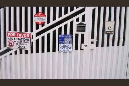 Casa à venda com 250m², 3 quartos e 2 vagas Casa à venda com 250m², 3 quartos e 2 vagasPlaca