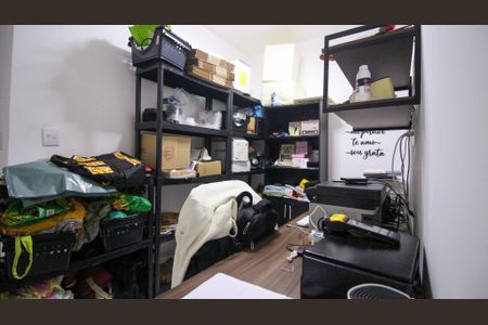 Casa à venda com 250m², 3 quartos e 2 vagas Casa à venda com 250m², 3 quartos e 2 vagasEscritório