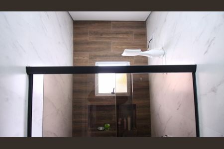 Casa à venda com 250m², 3 quartos e 2 vagas Casa à venda com 250m², 3 quartos e 2 vagasBanheiro 1