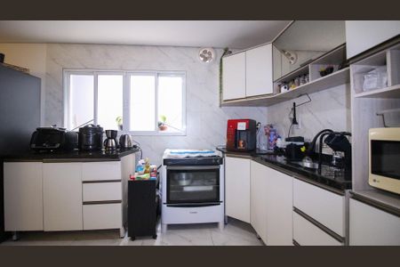 Casa à venda com 250m², 3 quartos e 2 vagas Casa à venda com 250m², 3 quartos e 2 vagasCozinha 1