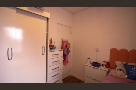 Casa à venda com 250m², 3 quartos e 2 vagas Casa à venda com 250m², 3 quartos e 2 vagasQuarto 2