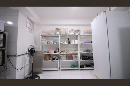 Casa à venda com 250m², 3 quartos e 2 vagas Casa à venda com 250m², 3 quartos e 2 vagasCozinha 2