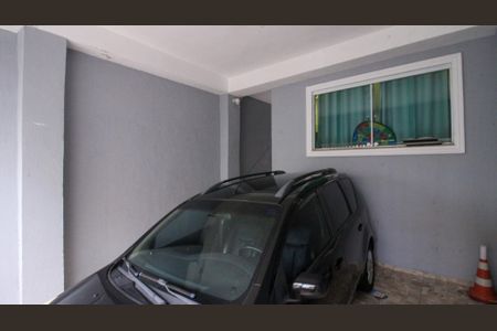 Casa à venda com 250m², 3 quartos e 2 vagas Casa à venda com 250m², 3 quartos e 2 vagasGaragem