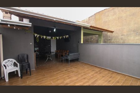 Casa à venda com 250m², 3 quartos e 2 vagas Casa à venda com 250m², 3 quartos e 2 vagasEspaço Gourmet