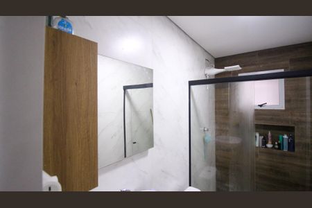 Casa à venda com 250m², 3 quartos e 2 vagas Casa à venda com 250m², 3 quartos e 2 vagasBanheiro da Suíte